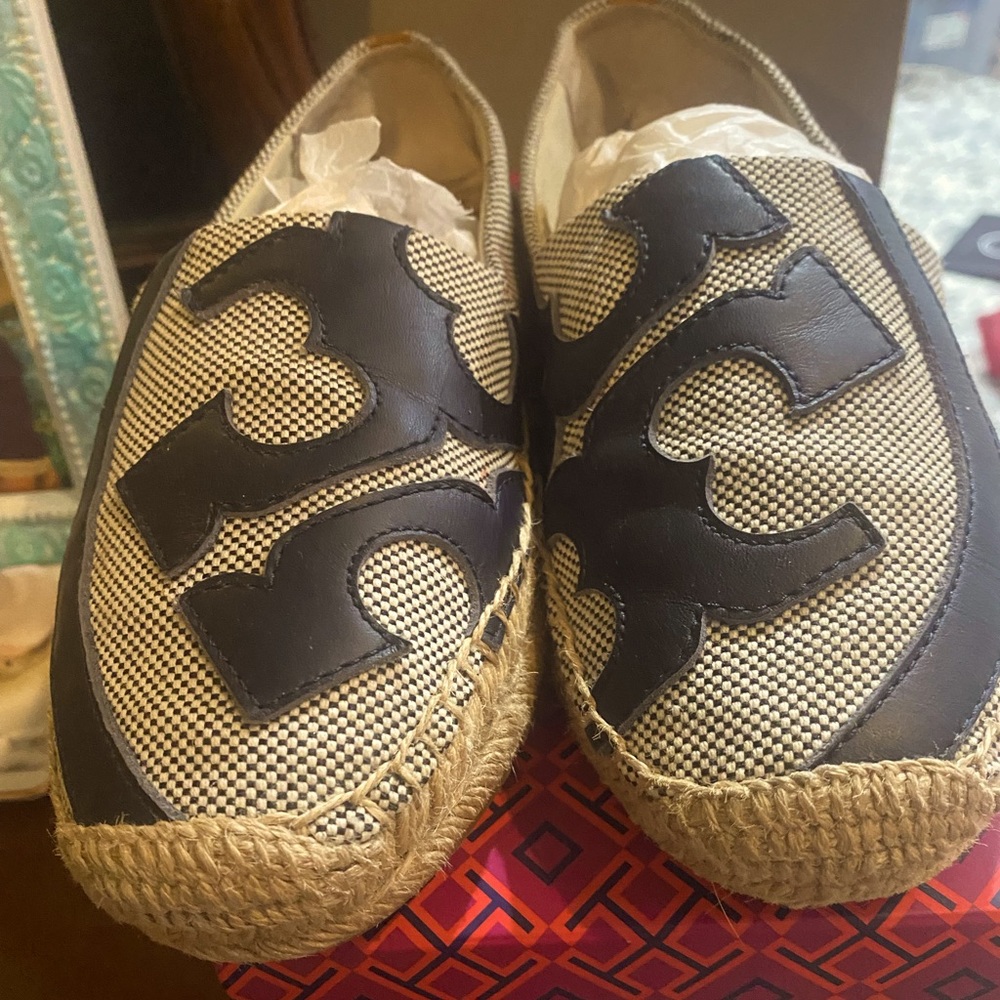 Tory Burch, Lonnie Flat Espadrille natural navy/bright navy/custom tan size 9